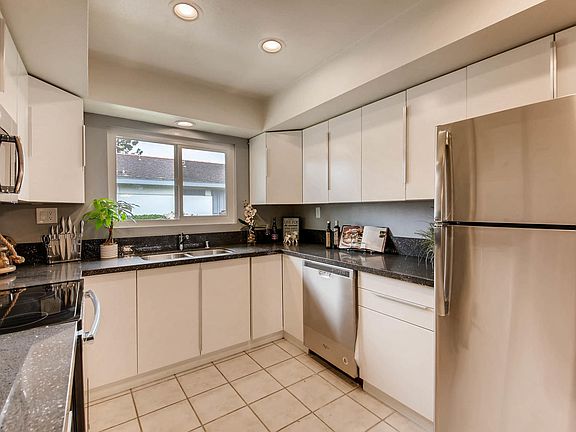 2nd image of 3755 Vista Campana N Unit 62