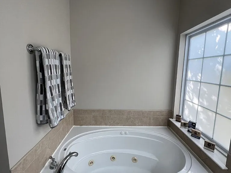 7475 British Rd — Photo 18