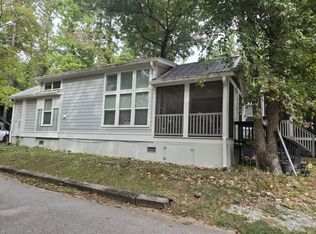 11 Smithfield Cir, Travelers Rest, SC 29690