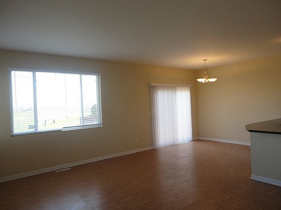 3rd image of 7423 Thomas Dr Unit A3