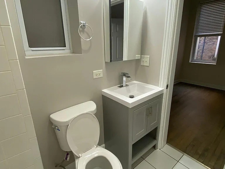 621 W Armitage Ave #3 — Photo 21