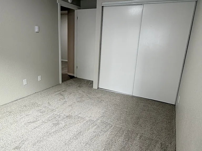 Badger & Blue Lake Apartments — Photo 73