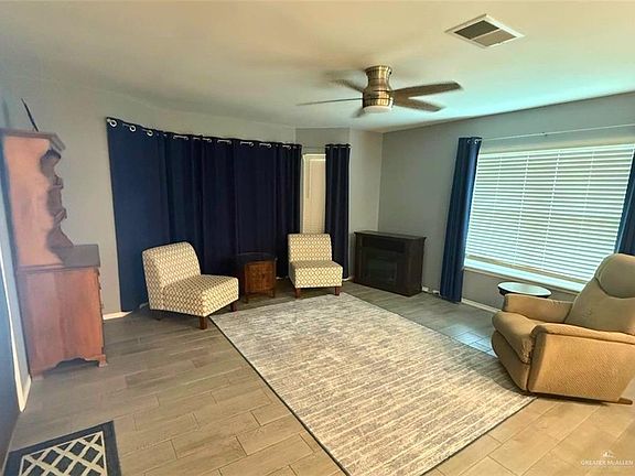 2nd image of 1034 La Costa Dr