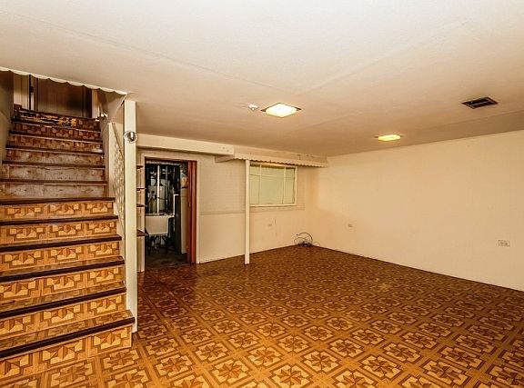 3rd image of 5017 Grove St APT B