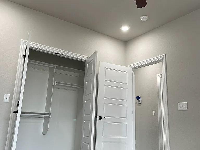 Bedroom3 closet