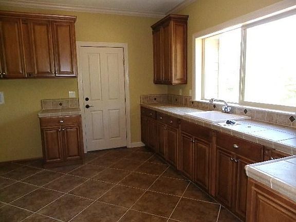 4th image of 3553 Starview Dr