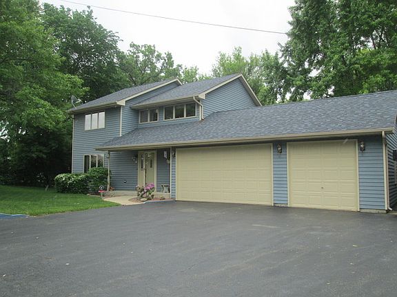 2nd image of 204 W Pineview Dr
