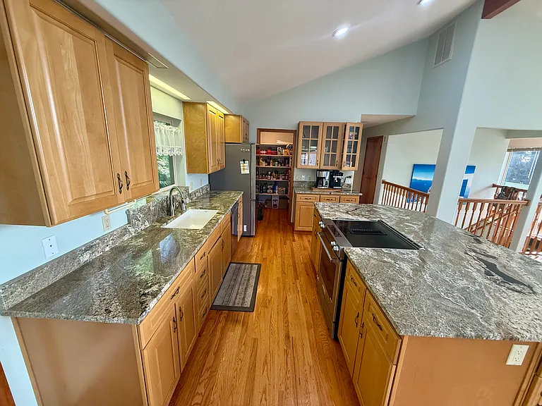 17455 Deer Park Dr — Photo 10