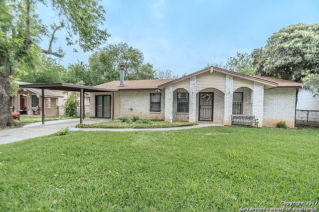 1st image of 10719 Lazy Oaks Dr