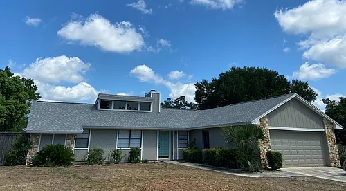 215 Cambridge Dr Photo 1