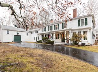 71 S Main St, Middleboro, MA 02346
