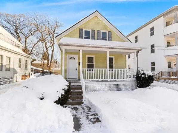 31 Webster St, Winchendon, MA 01475