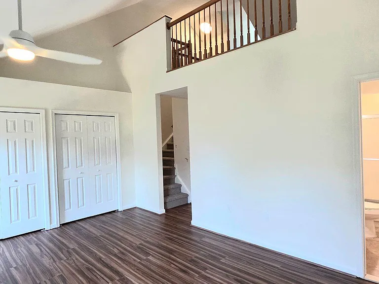 6008 Raina Dr — Photo 12