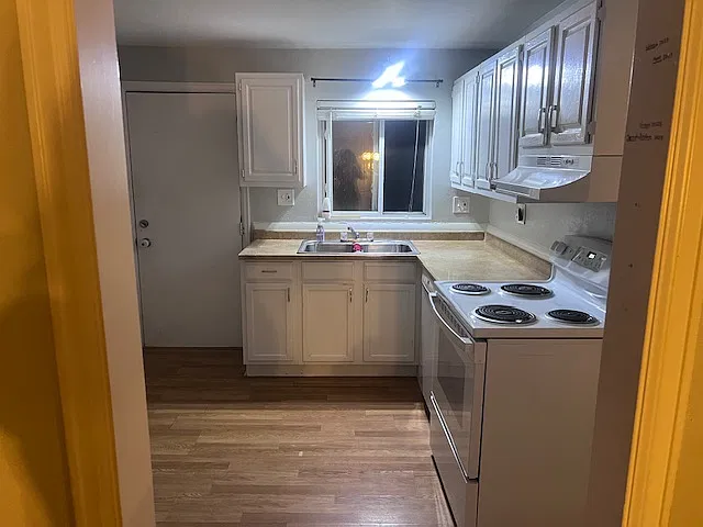 2 bed, 1.5 bath, 960 sqft, $1,400 — Photo 4