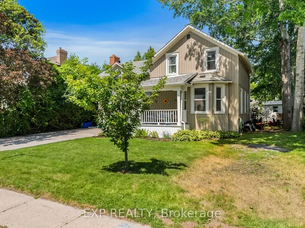 59 High St, Georgina, ON L0E 1R0