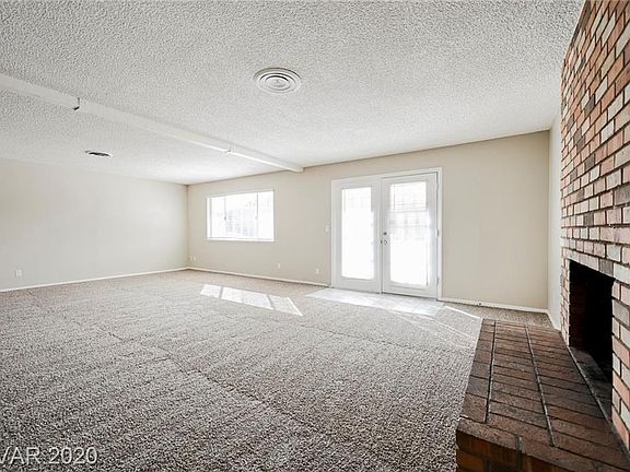 5th image of 4381 Greenhill Dr