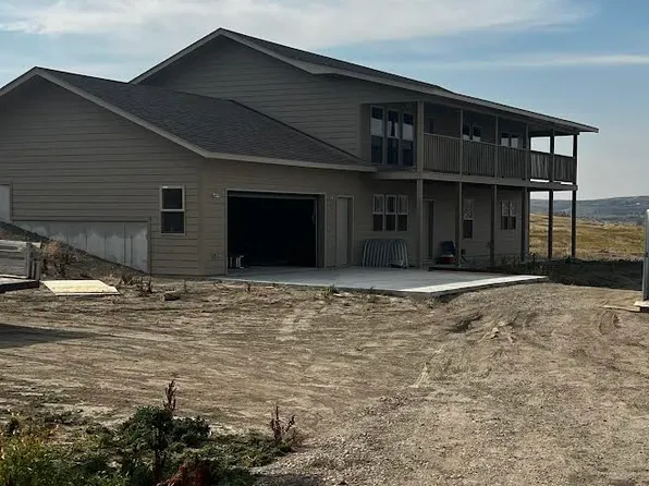 54 Alcorn Ln, Great Falls, MT 59404