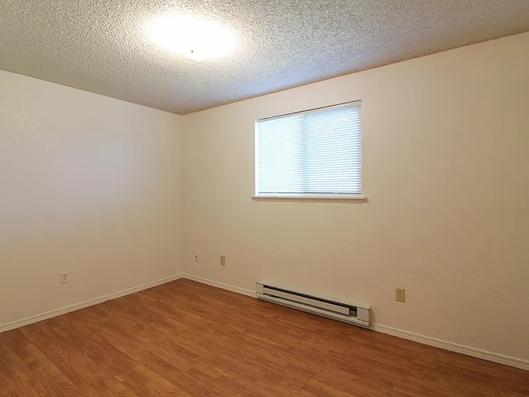 3510 W 10th Ave #B — Photo 6