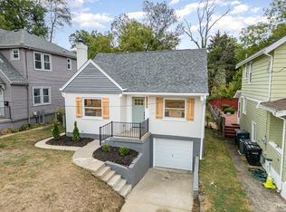 6832 Bantry Ave, Cincinnati, OH 45213