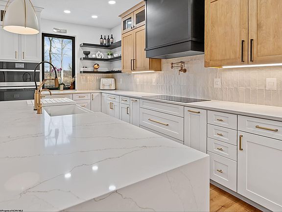 5th image of 101 Haven Ct