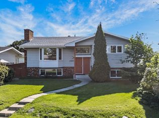 13903 87th St NW, Edmonton, AB T5E 3G2