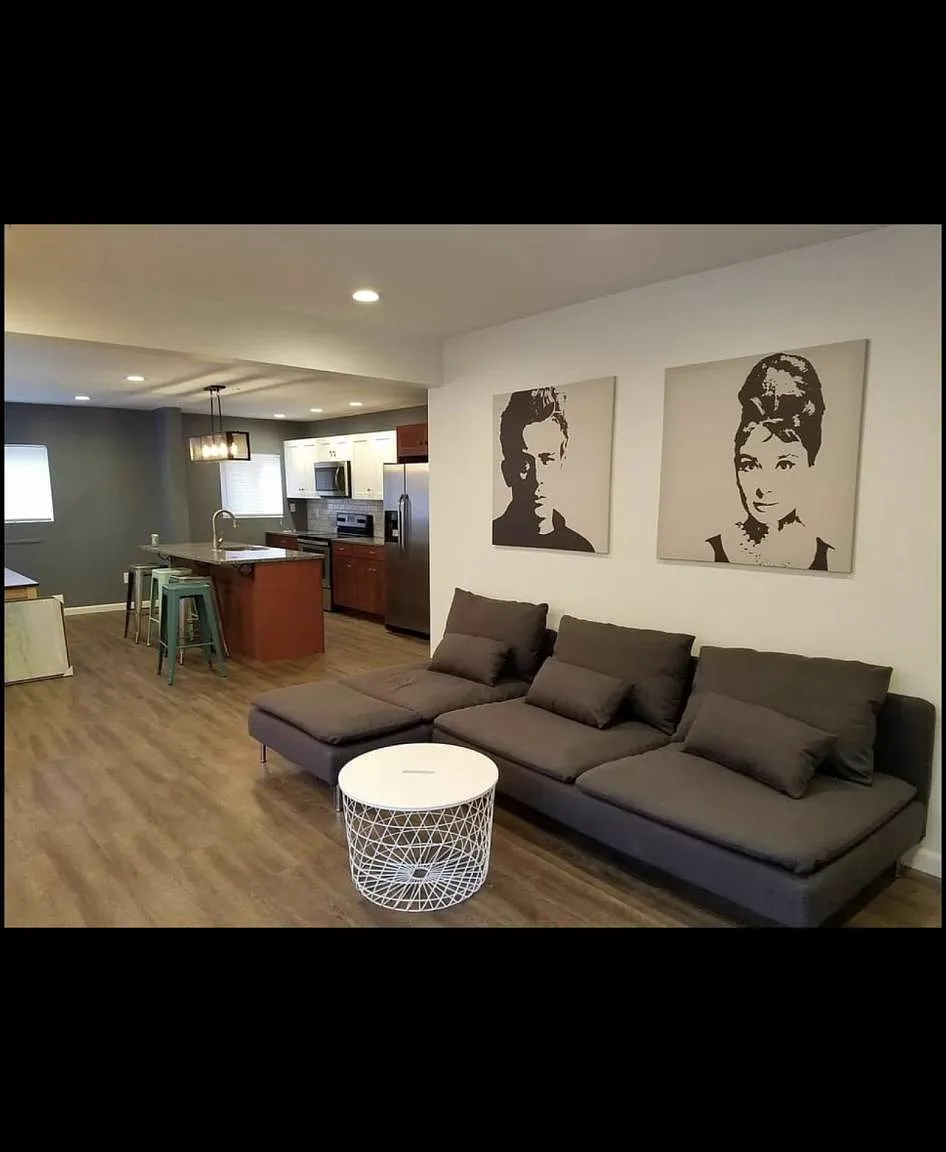 6 bed, 2000 sqft, $4,950 — Photo 4