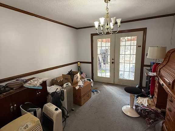 3rd image of 1390 Foster Road