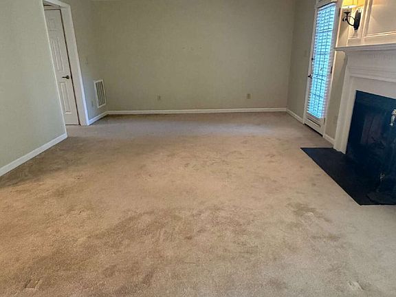4th image of 1738 Ternberry Rd