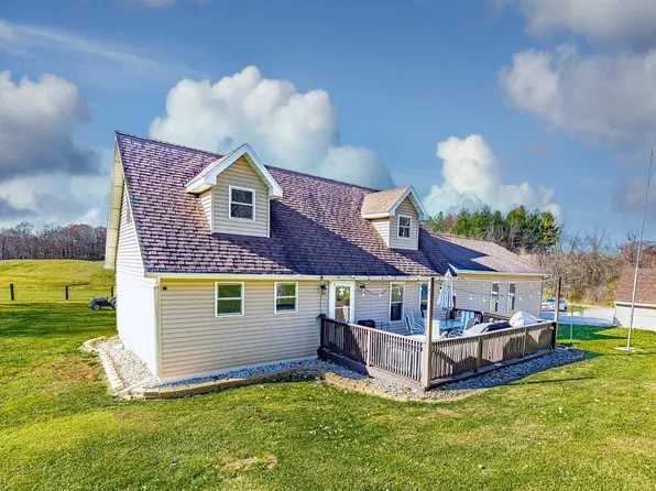 1096 S Otis Rd, Westville, IN 46391