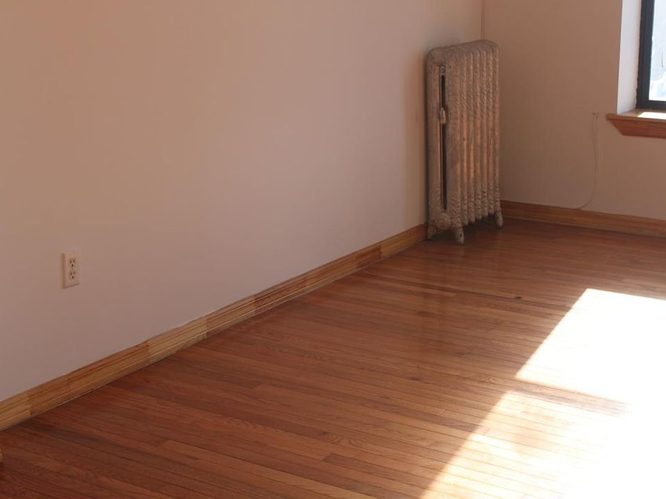 2nd image of 465 E 167th St APT 17
