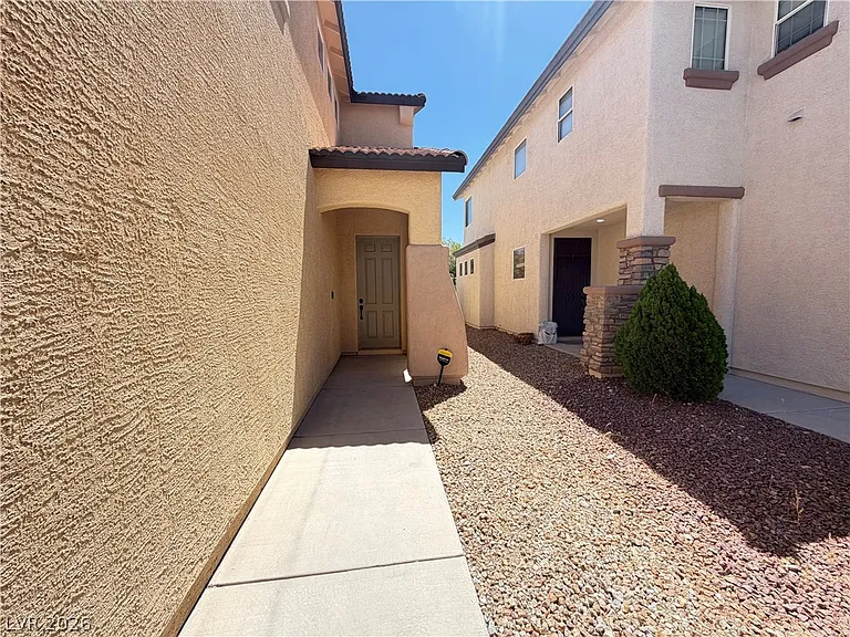 5360 Cielo Oro St — Photo 2