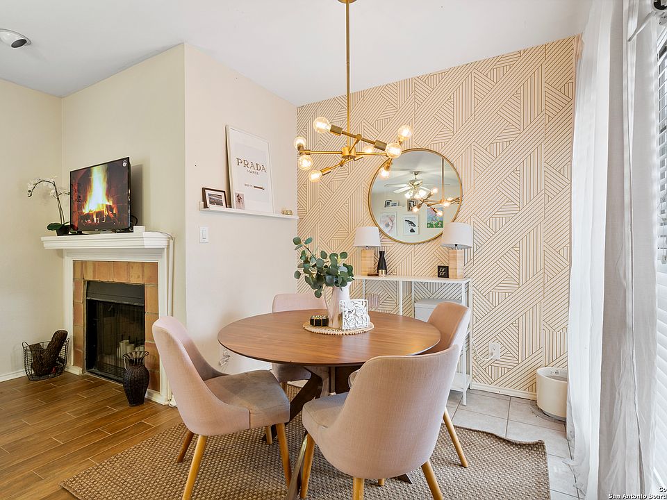 1st image of 11839 PARLIAMENT ST #1614