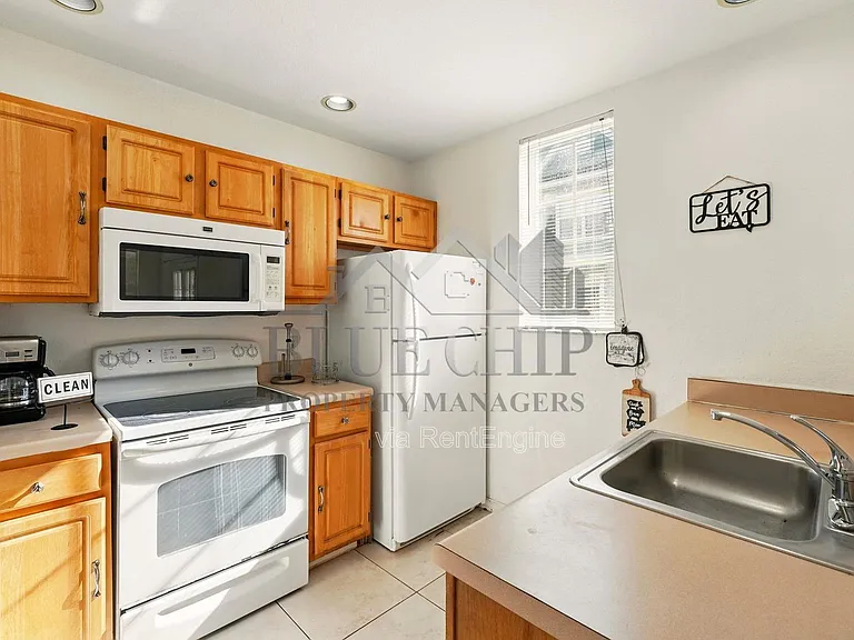 4005 Venetian Bay Dr #108 — Photo 17