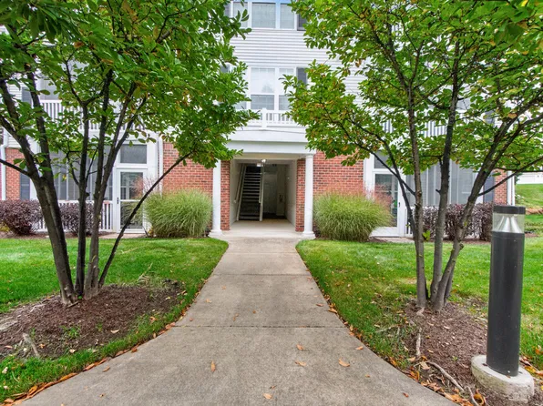 1948 Coventry Cir, Jackson, MI 49201