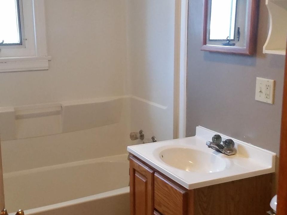 2nd image of 1630 W Gore Rd #2