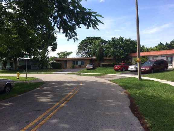 3rd image of 7803 NW 71st Ave