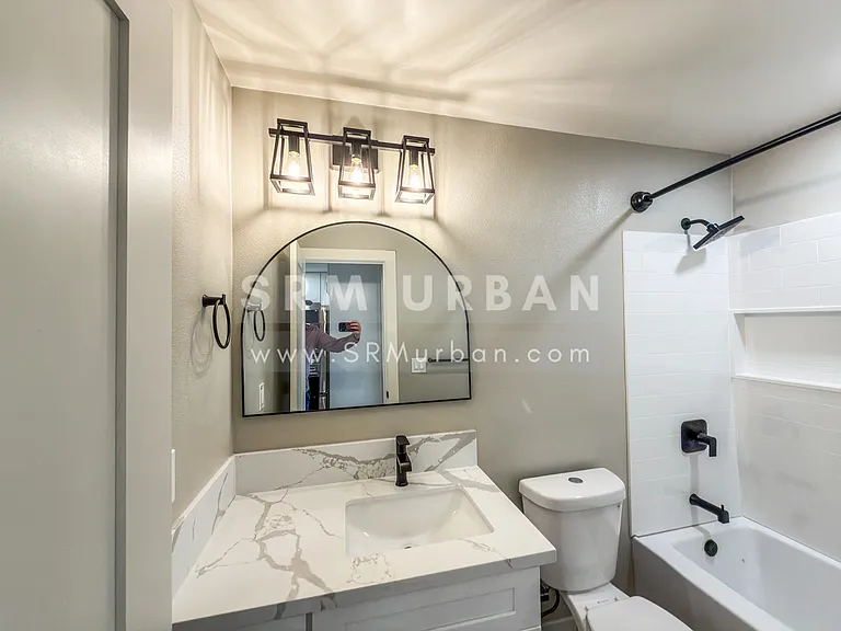 3041 C St #9 — Photo 10