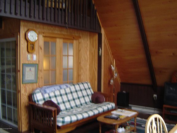 4th image of 16 E Lakeshore Dr