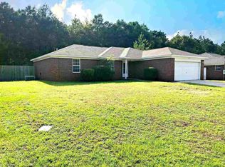 5149 Copperfield Dr, Pace, FL 32571