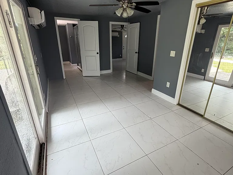 5415 Lori Dr S — Photo 16