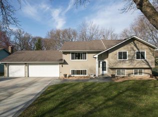 7481 Berkshire Way, Maple Grove, MN 55311