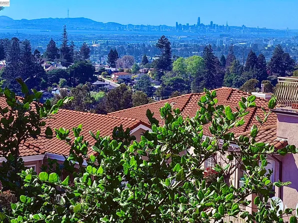 4320 Terrabella Way, Oakland, CA 94619