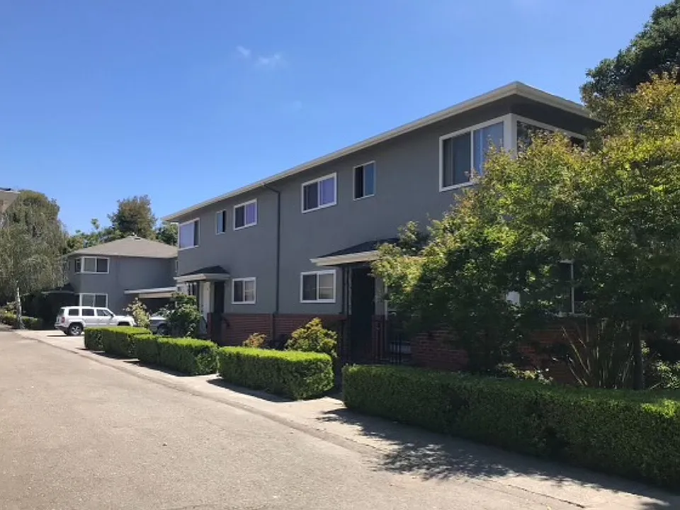 2053 Central Ave (LO)