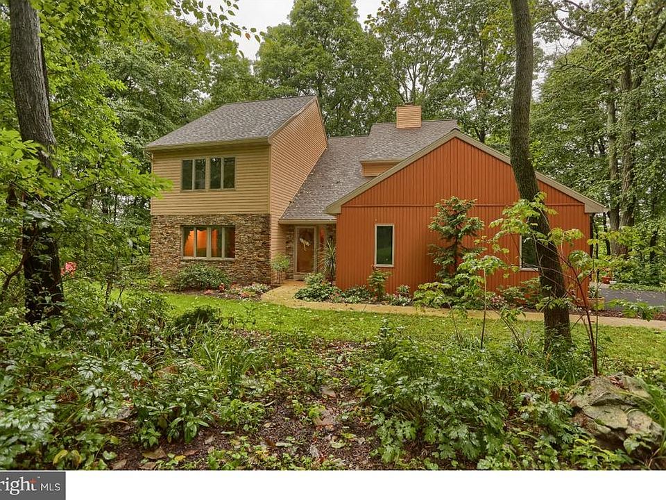 1st image of 15 Vista Ct