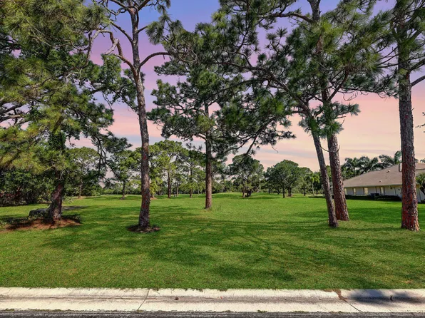 9620 Knollwood Lane, Fort Pierce, FL 34951