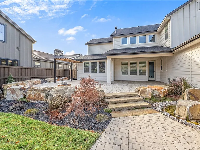 3122 W Hidden Springs Dr — Photo 3