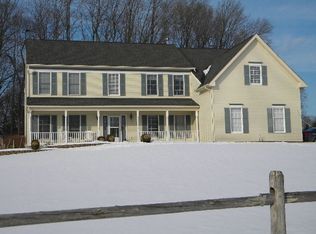 15 Steeplechase Ct #16, Somerset, NJ 08873