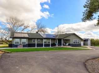 10606 Pioneer Ave, Oakdale, CA 95361