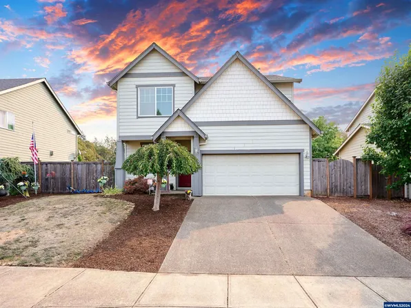 4962 Textrum St SE, Salem, OR 97302