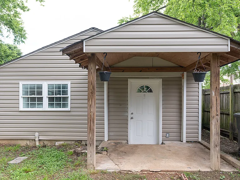 1605 Kirby Ave #B — Photo 7